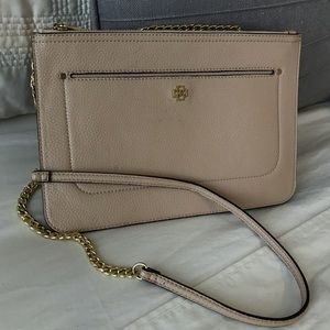 Ann Taylor pebbled vegan leather crossbody